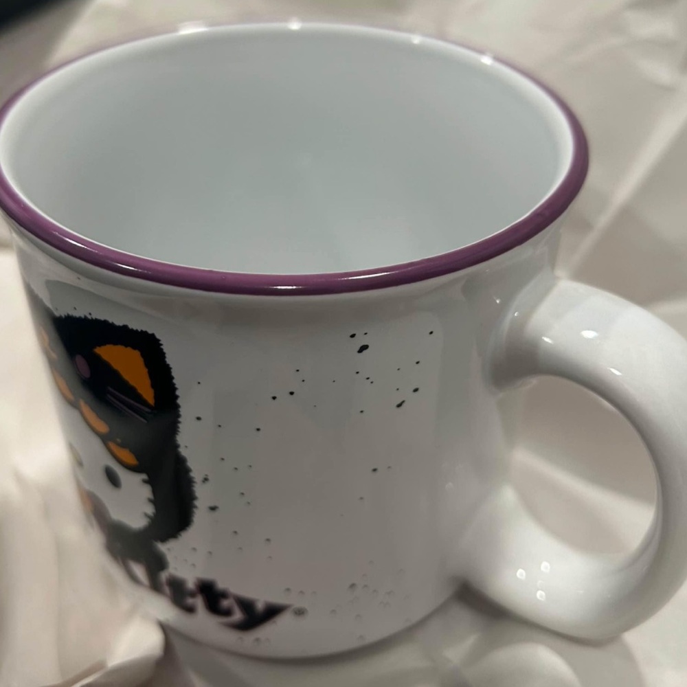 Hello Kitty Mug - Picture 4 of 5